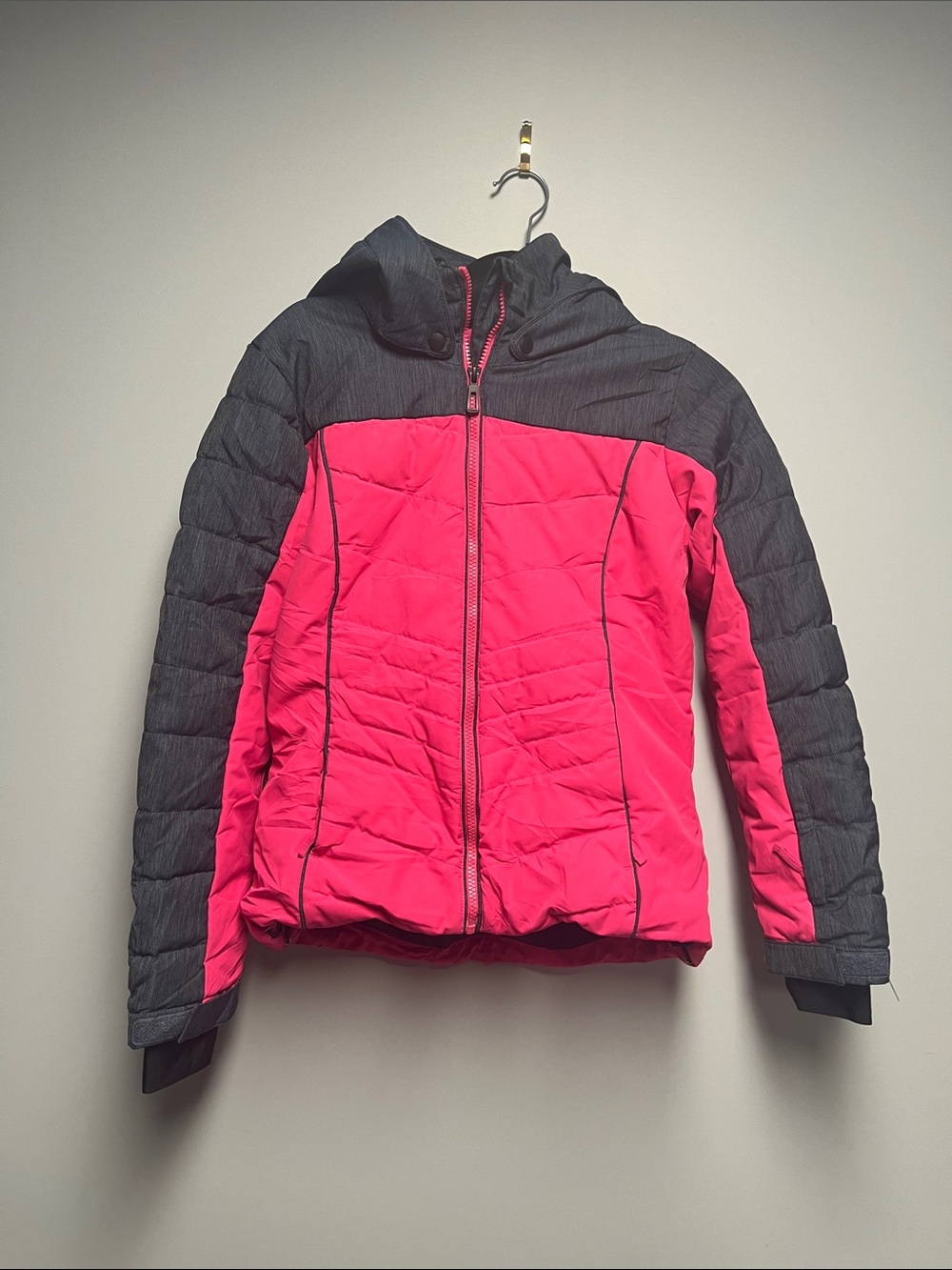 Rossignol Girls' Hooded Colorblock Puffer Jacket in Hot Pink and Gray